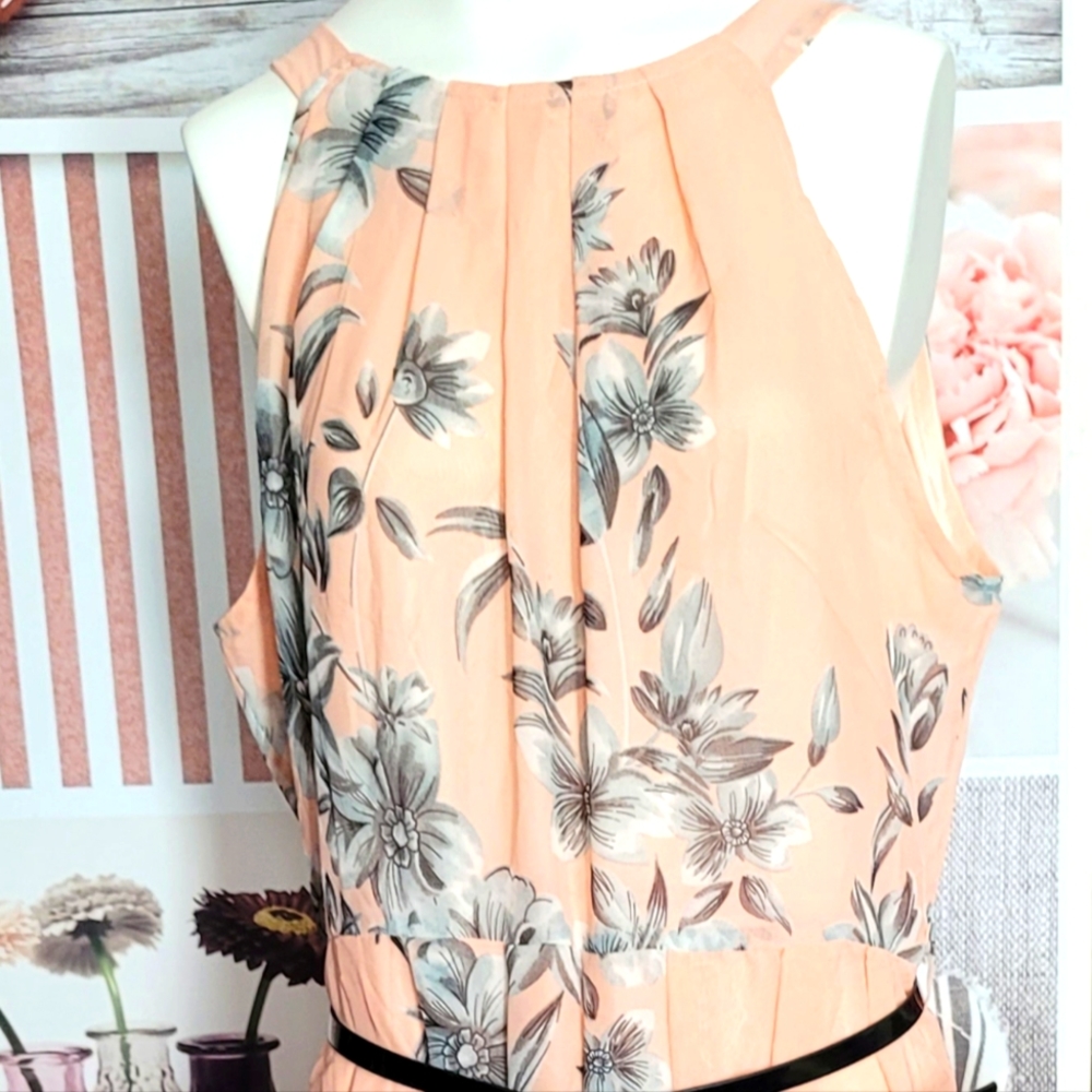 Brand new size Xl pink and gray flowers